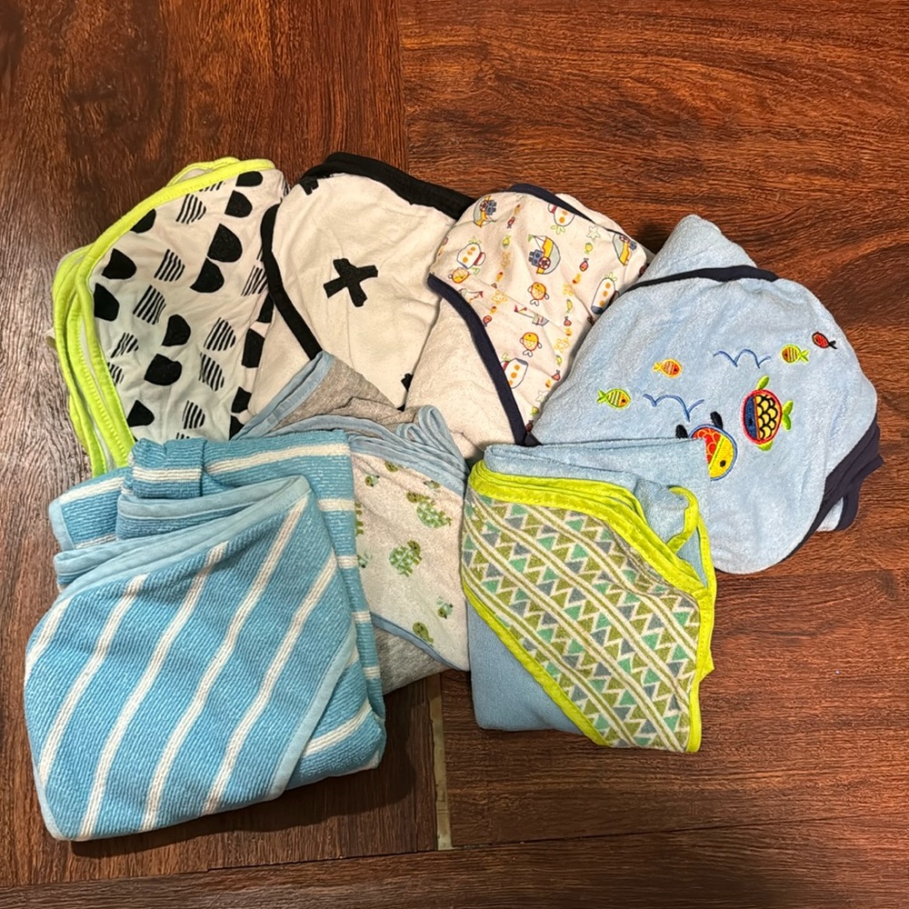 Lot of 7 Baby Boy Bath Towels